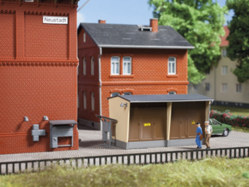 trafostanice s příslušenstvím Auhagen 13338