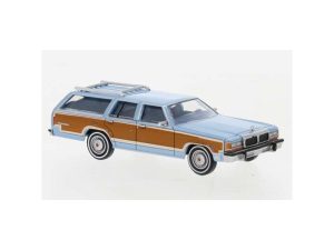 Ford LTD Country Squire světle modrý 1979 Brekina 19625