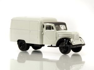 Robur Garant skříňový světle šedý / černý 1953 Brekina 30724