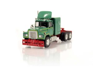 Mack RS 700 zelený / černý 1966 Brekina 85803