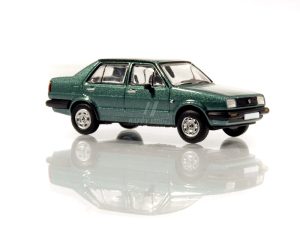 VW Jetta II tmavě zelená metalíza 1984 Brekina PCX870196