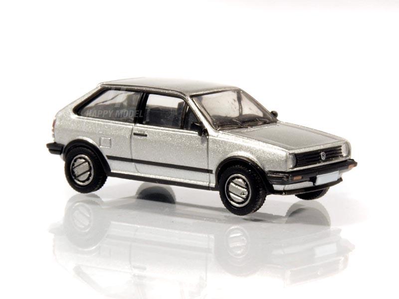 VW Polo II Coupe stříbrné Brekina PCX870202
