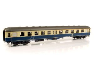 osobní vůz 1/2.třídy AByl 411 DB Basic+ s osvětlením Brawa 58020