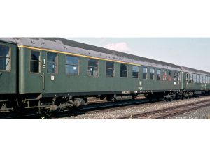rychlíkový vůz 1/2.třídy ABm 223 DB Brawa 58085