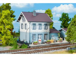 nádraží Oberstenfeld Faller 110138