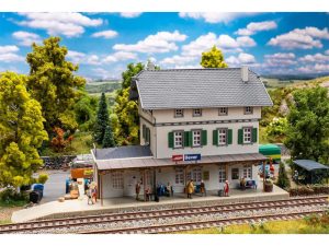 nádraží Bever Faller 110142