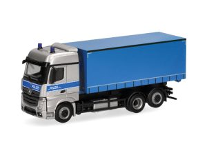 MB Actros Streamspace pořádková policie Mecklenburg Herpa 098427