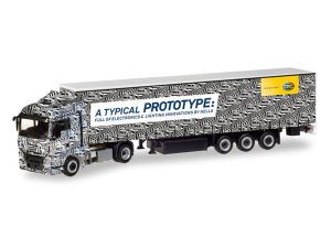 MAN TGX XLX návěs s plachtou Hella Erlkönig Truck Herpa 308434