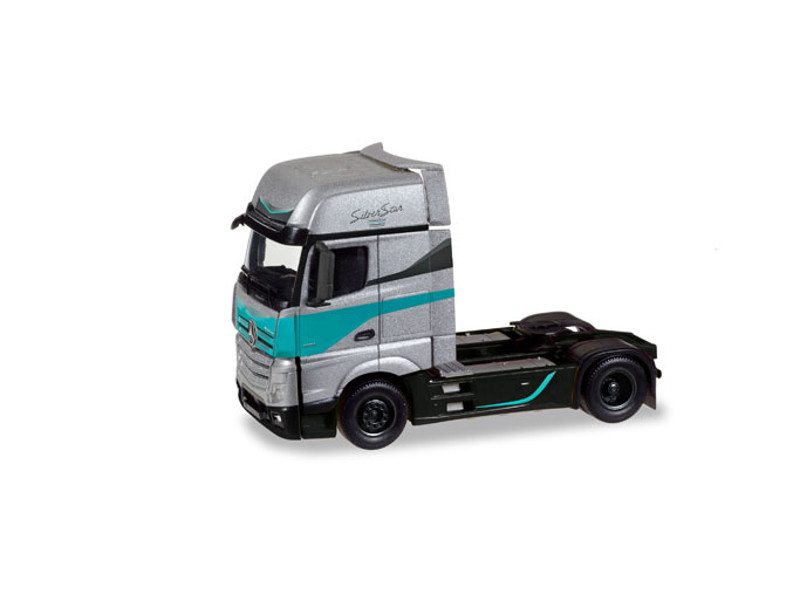 MB A 2011 GigaSpace tahač Silver Star Herpa 308830