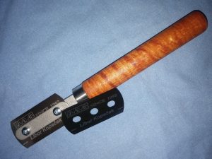 žiletková pilka ocelová kalená s dřevěnou rukojetí JLC p002