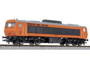 dieselová lokomotiva DE2500 202 003-0 červená 4-osá DB IV.epocha AC digitální Liliput L132056
