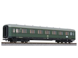 osobní vůz 1.třídy A4üe-38/58 DB III.epocha Liliput L334580