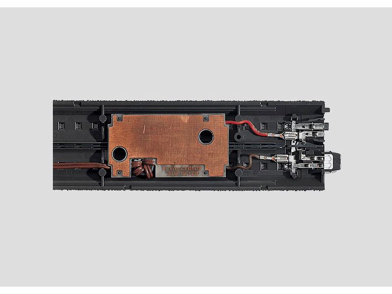 napájecí člen s odrušením Märklin 74046