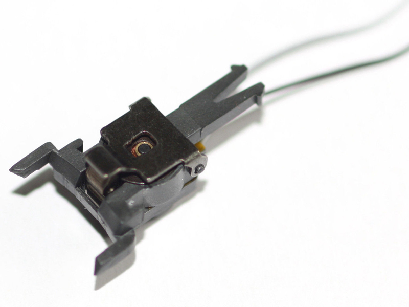 spřáhlo Telex pro V90 2 kusy Märklin E117993