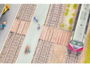 dřevěný kolejový přechod z fošen Noch 14622