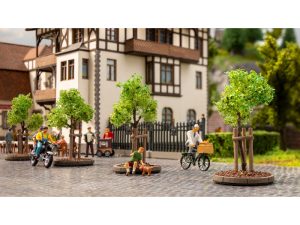 mladé stromy s podpěrami Noch 21538