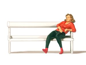 paní na lavičce v parku Preiser 28226