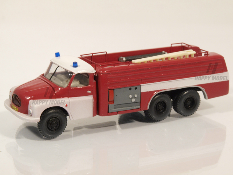 Tatra T 138 CAS 32 bílé doplňky Sádlo 870103