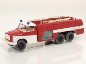 Tatra T 148 CAS 32 bílé doplňky Sádlo 870107