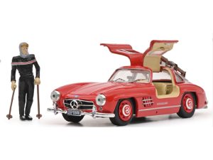 MB 300 SL červený s lyžemi 1:43 Schuco 450376600