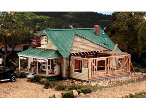 rozestavěný obchod Woodland Scenics DPM12900